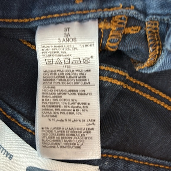 Sweatshirt and 2 pairs of jeans 3T Cat & Jack & Old Navy - Picture 11 of 11